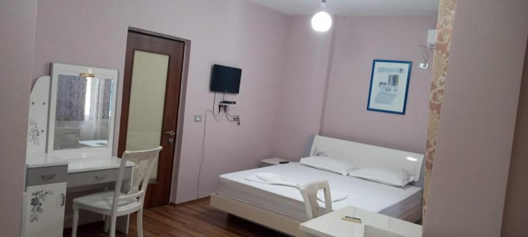 British Hotel Himarë Dış mekan fotoğraf