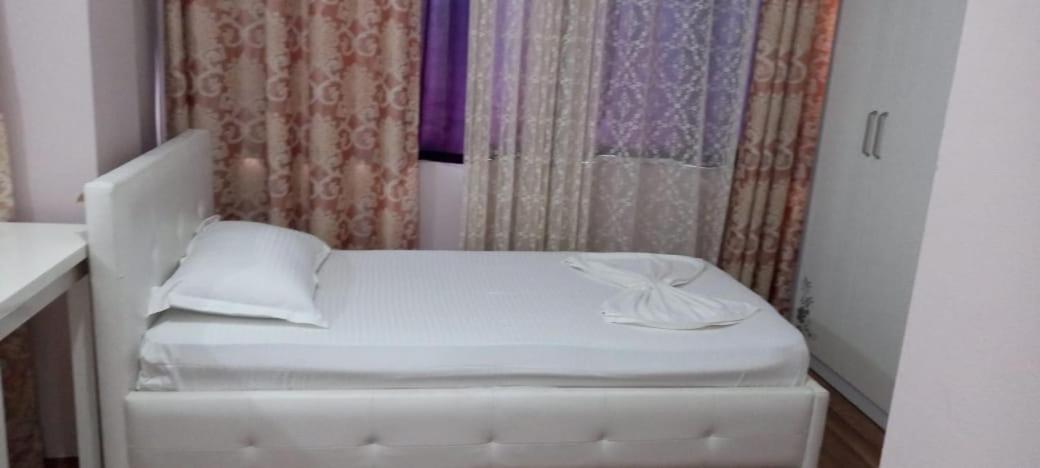 British Hotel Himarë Dış mekan fotoğraf