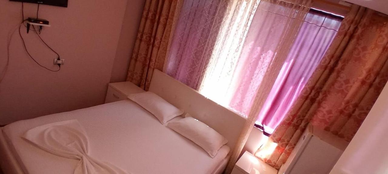 British Hotel Himarë Dış mekan fotoğraf