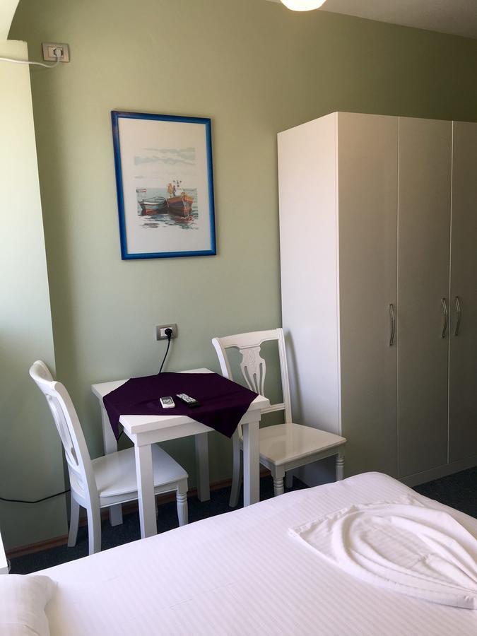 British Hotel Himarë Dış mekan fotoğraf