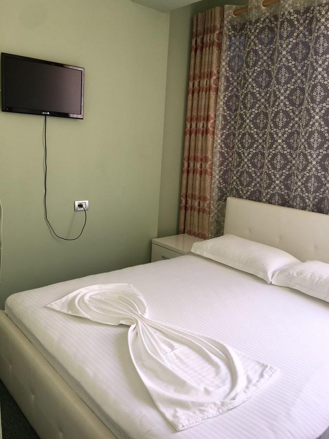 British Hotel Himarë Dış mekan fotoğraf