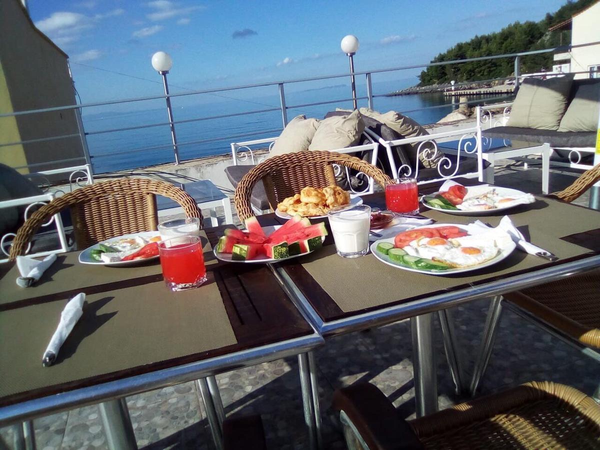British Hotel Himarë Dış mekan fotoğraf
